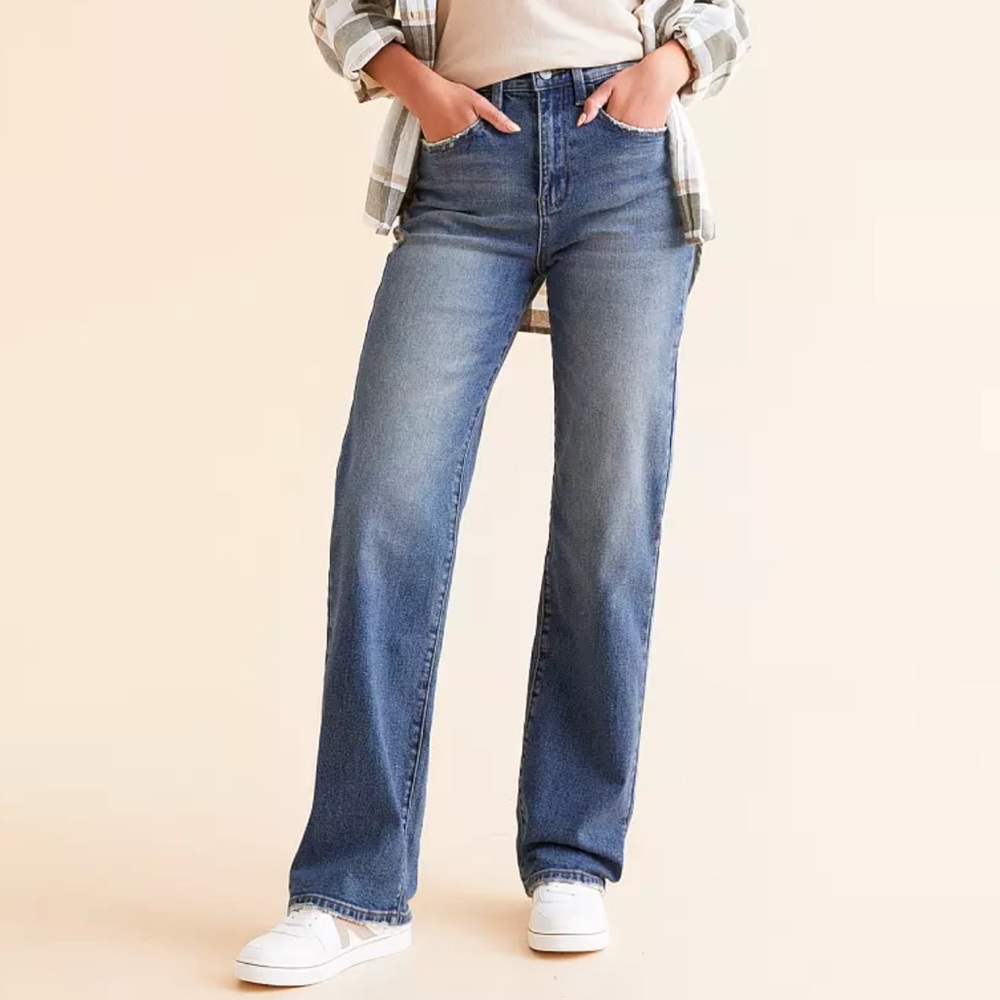Kancan 90’s Straight Leg 32” Inseam (Stretchy)
